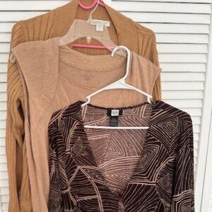 Lot of Women's tops/sweaters, XL